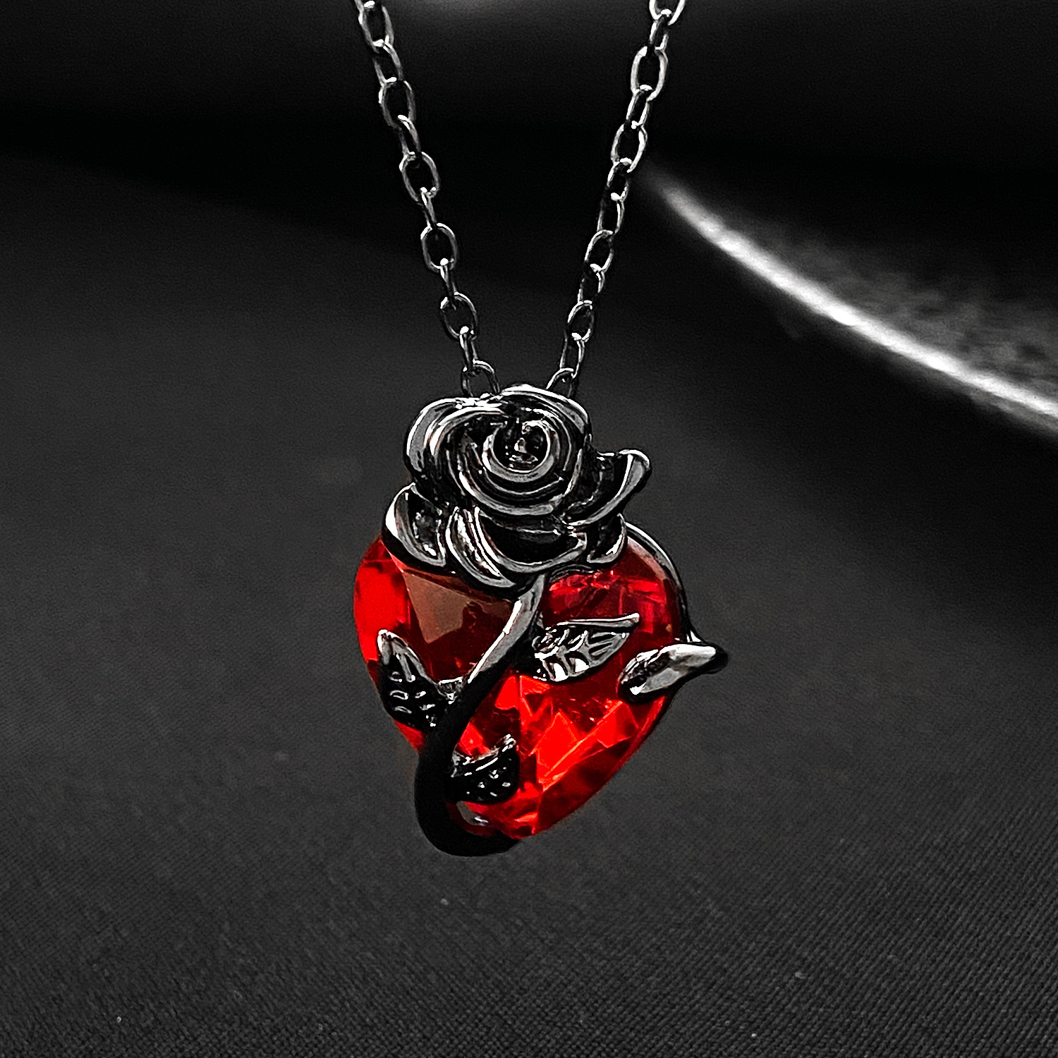 Love Rose Necklace With Gothic Dark Design And Entangled Flower Heart Shaped Collar